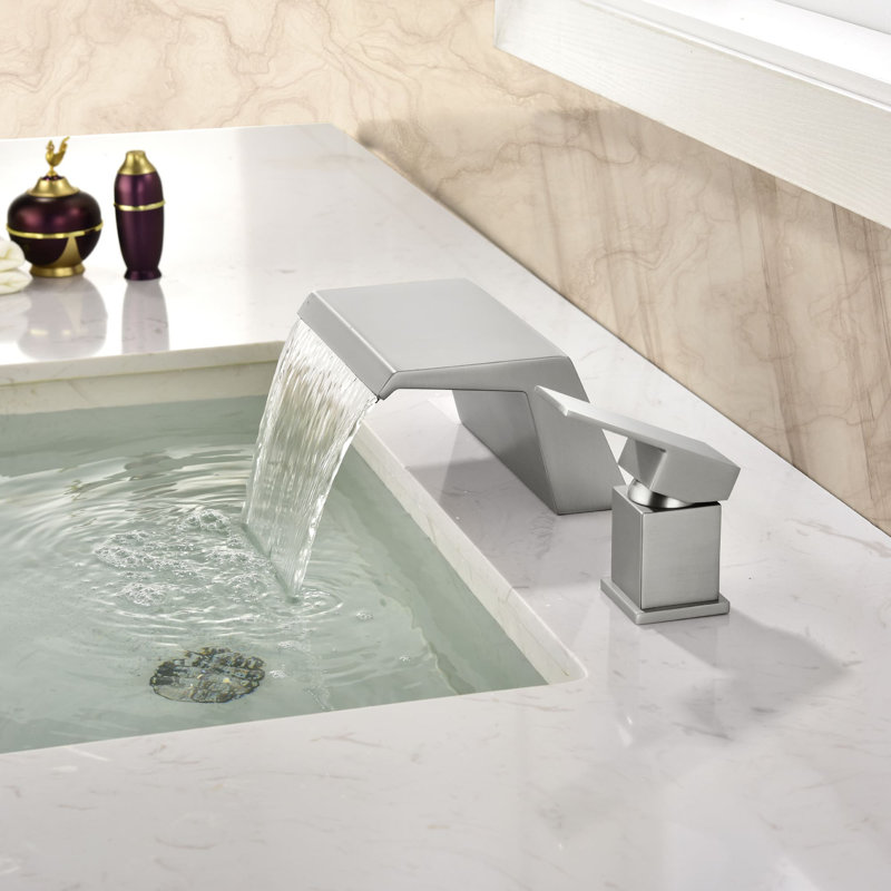 1 Handle Deck Roman Tub Faucet, Brushed Nickel