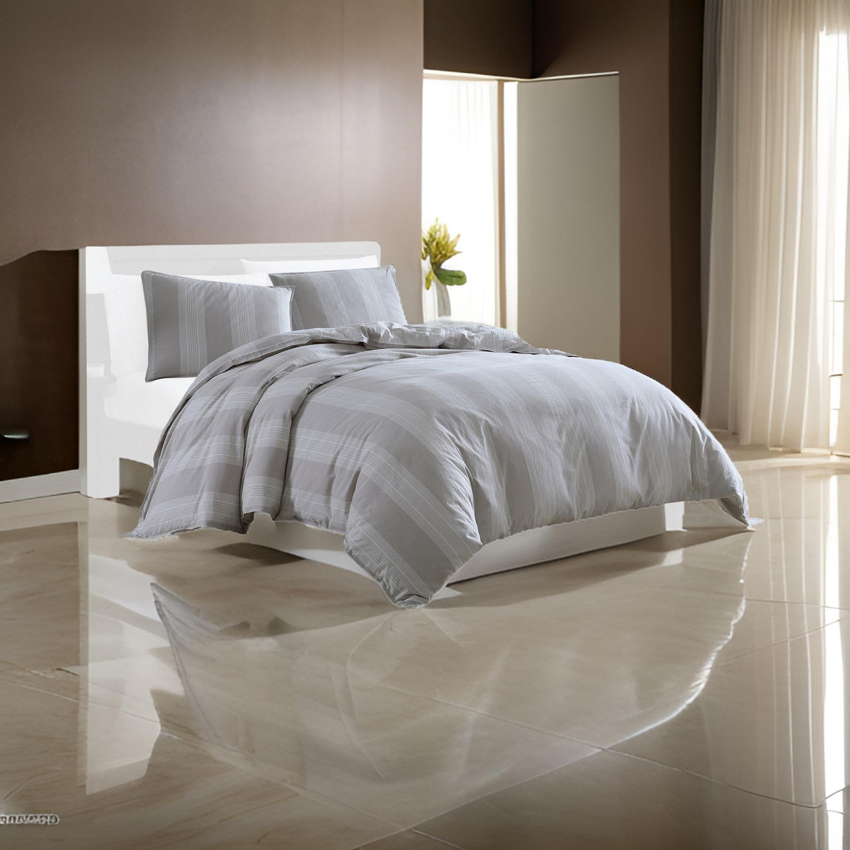 Benjara Comforter