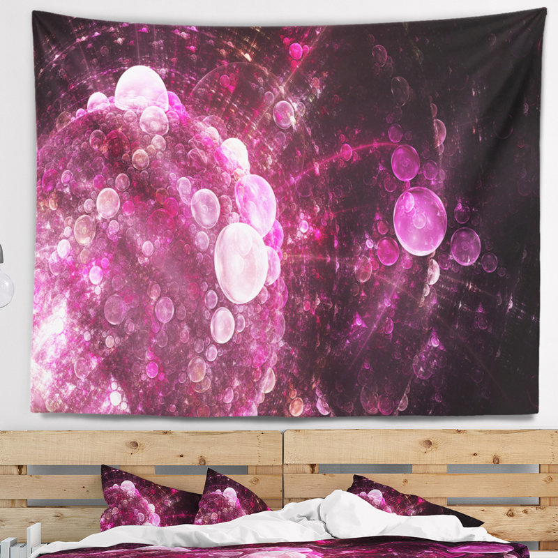 Tapisserie florale rose sur fond noir, H 32 po x l 39 po