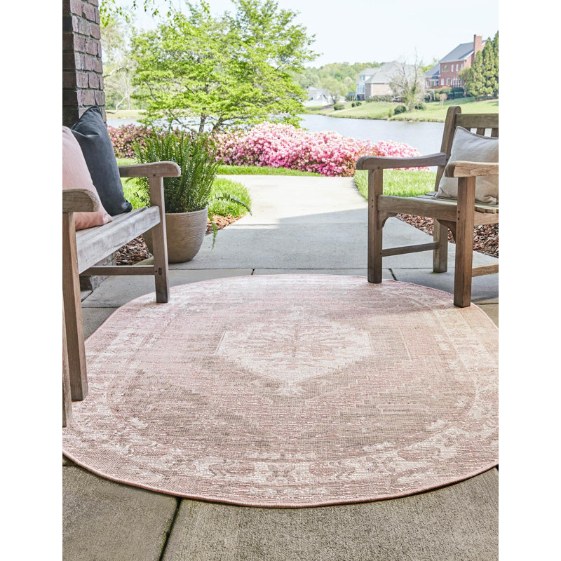 Tapis d'extérieur couleur nil rose, Ovale 3 pi 3 po x 5 pi 3 po