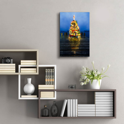 «Red East Christmas» par Rick Berk, art mural en verre Red Barrel Studio®