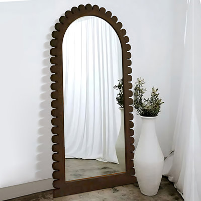 Miroir pleine grandeur de style médiéval