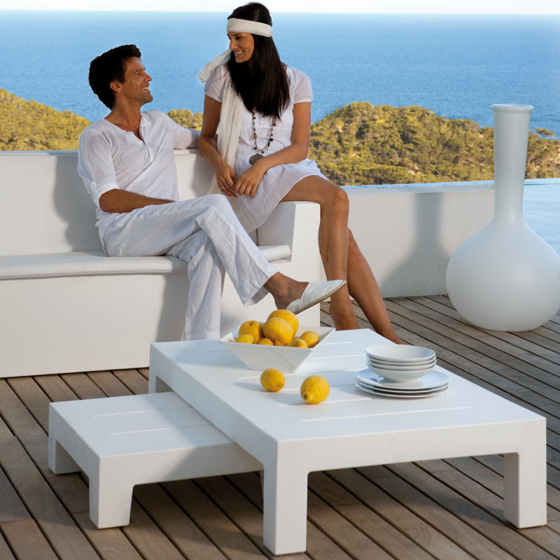 Jut Plastic/Resin Coffee Table, Ecru