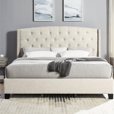 Lit tapissier beige avec dossier à oreilles et capitonnage à boutons - Élégante tête de lit Sanctuary