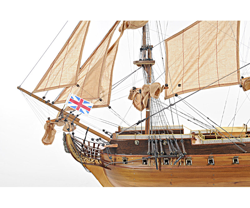 Présentoir HMS Surprise avec plateau de table