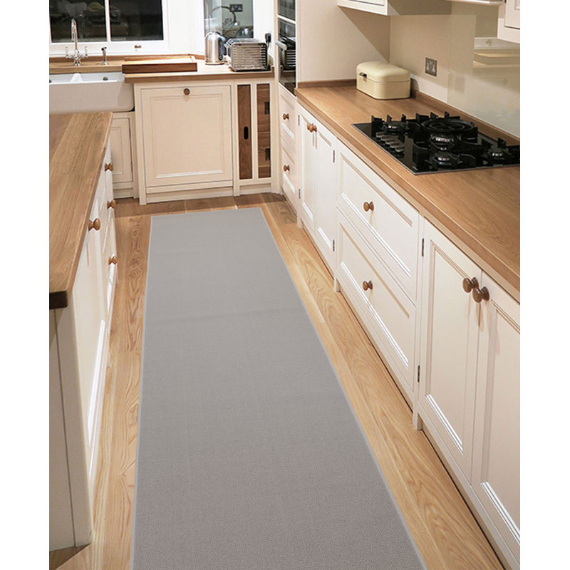 Indoor Rug, Runner 2'8" x 9'