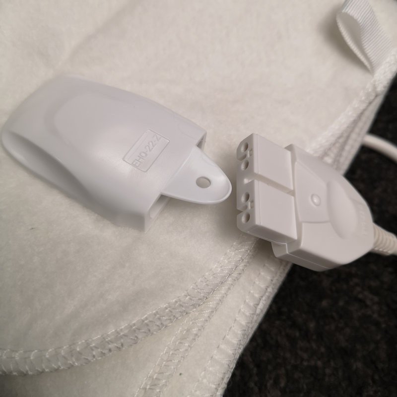 Samuel Alexander Heated Throw Blanket, W60 x L120cm
