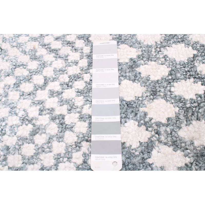 Tapis unique en viscose noué à la main gris foncé nouvel âge 5 pi x 8 pi Bladwell