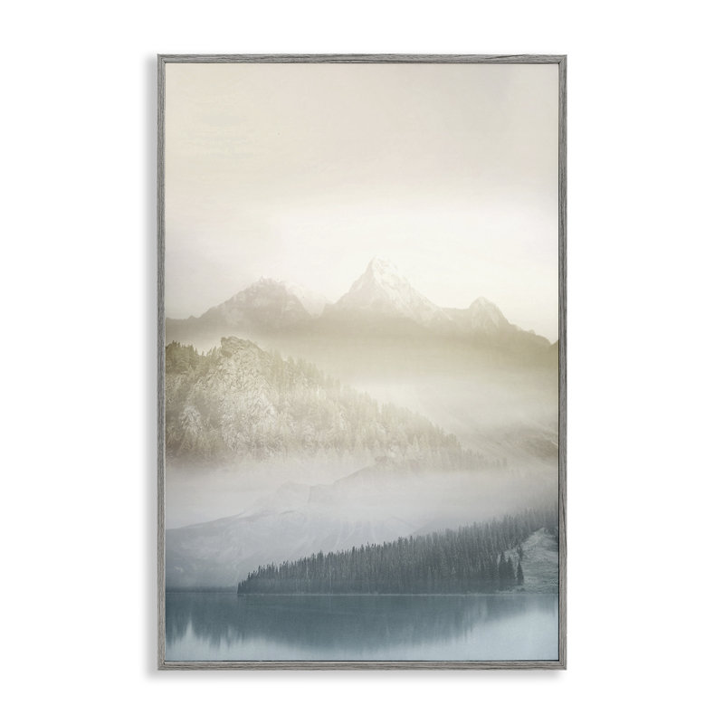 Vue de Vanilla Mountain Peaks, estampe numérique, design par Gemma Bardot, H 30 po x l 20 po, Estampe numérique Farmhouse