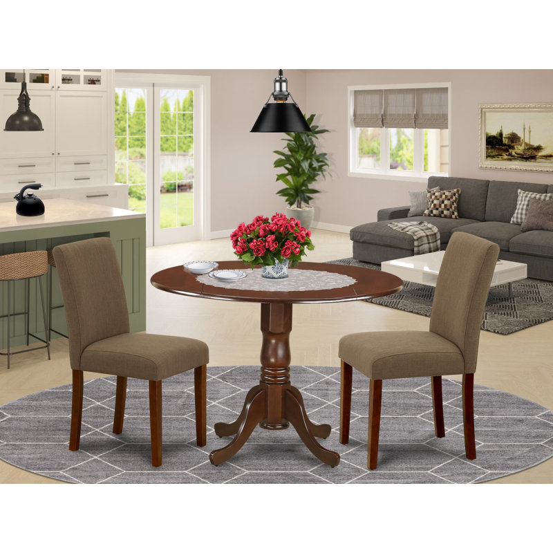 L'ensemble de salle à manger 3 pièces contient une table de salle à manger ronde avec Dropleaf et 2 chaises Parson rembourrées en tissu de café, 42 x 42 pouces, acajou