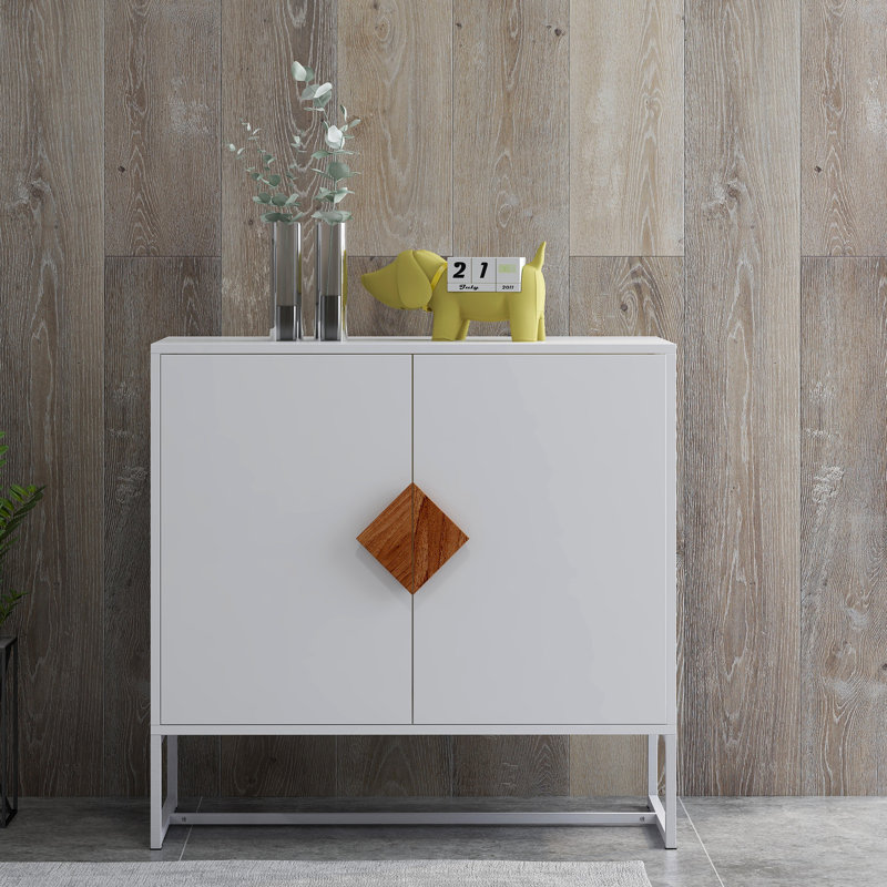 Buffet 2 portes avec poignée carrée en bois massif - Stable E1 et fer à repasser, peu encombrant pour l'espace, la cuisine, le meuble télé et une tablette incluse