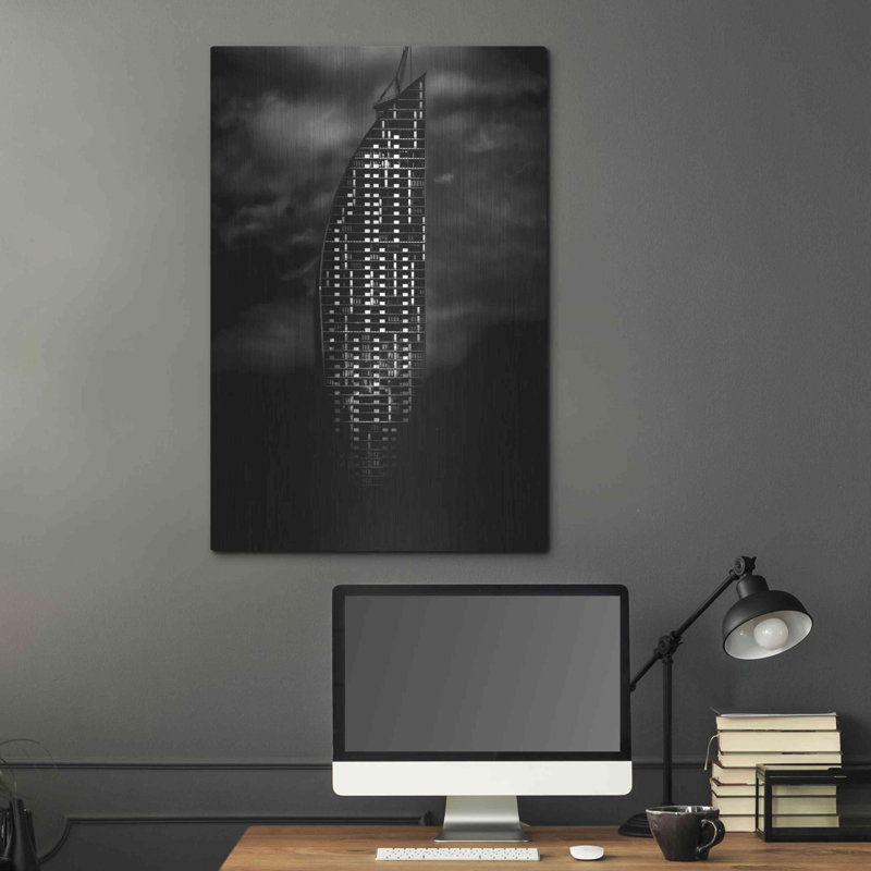 "L Tower No 3" par Brian Carson, H 36 po x l 24 po