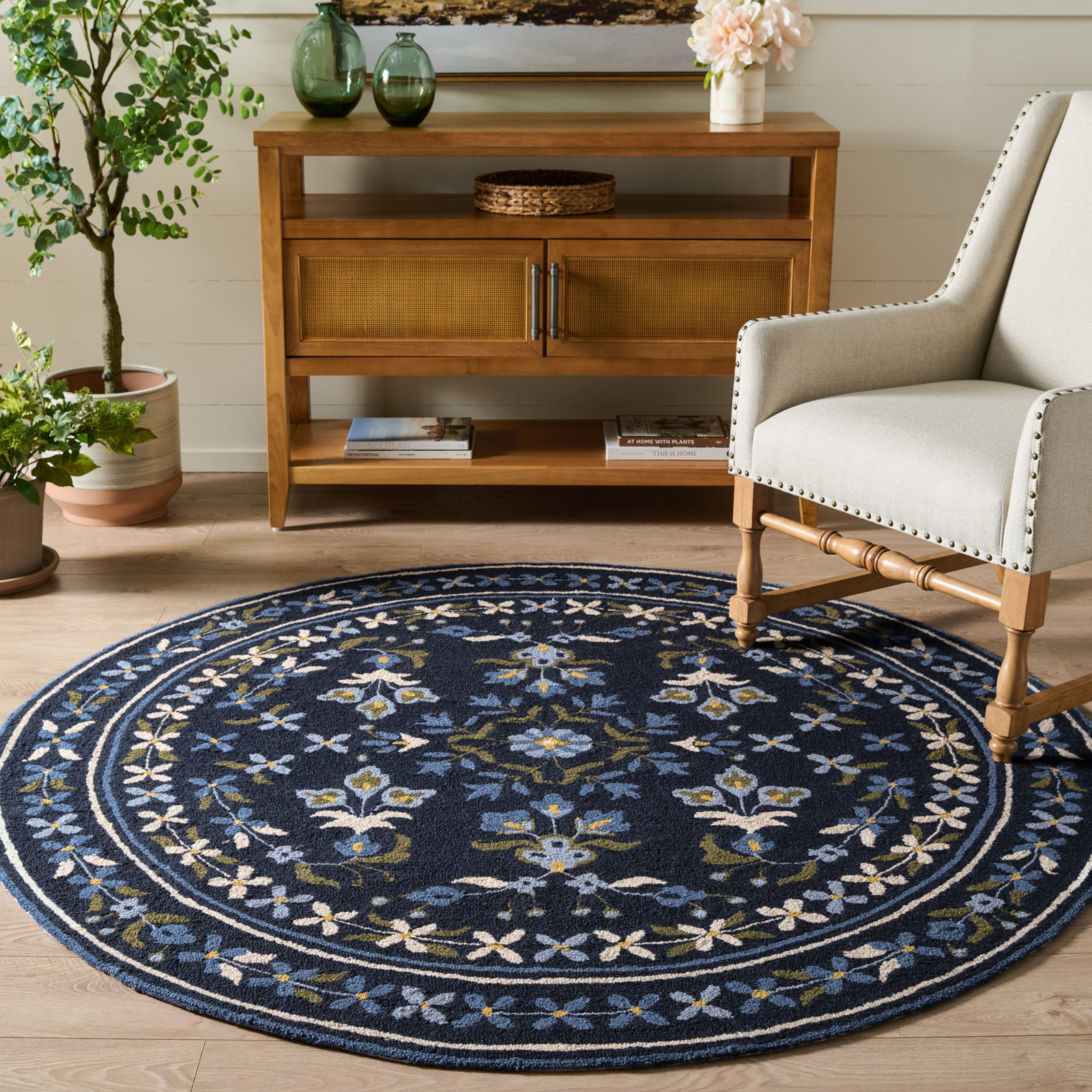 Hand-Tufted Wool Floral Outdoor Rug, Round 6'