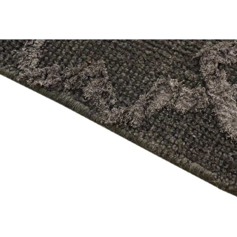 Tapis noir Iverson