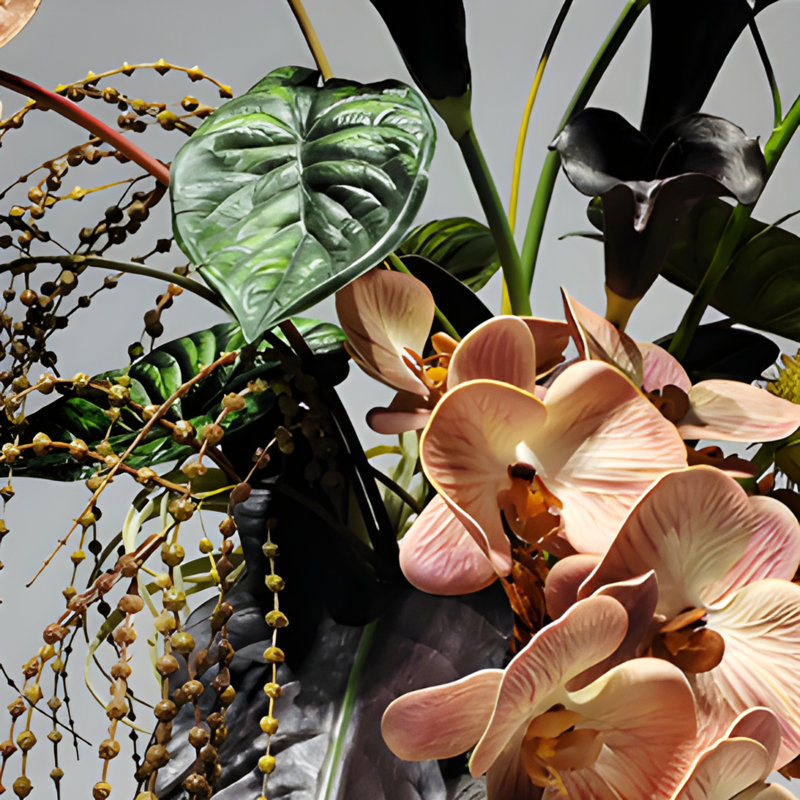 Ornements de fleurs simulées