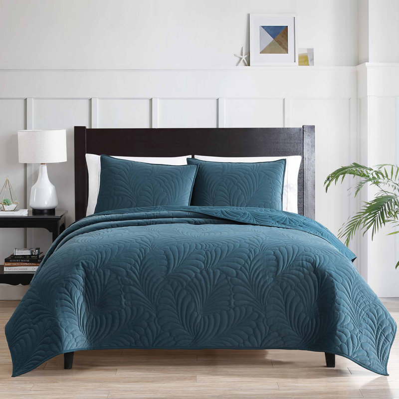 Marci 3 pc King Blue Coverlet Set, Blue, King Comforter + 2 King Shams