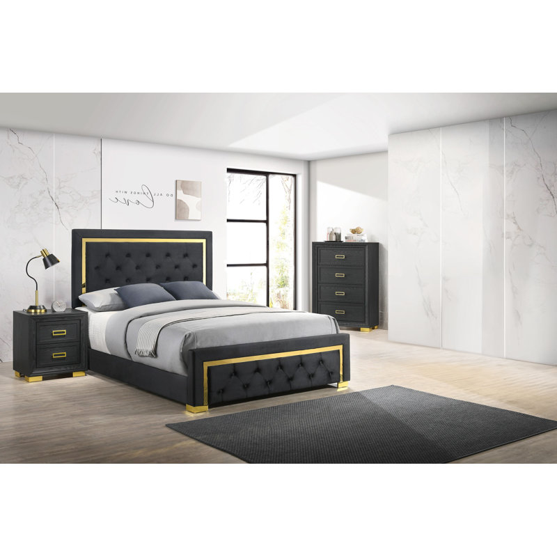 Ensemble de chambre à coucher tapissier à panneau capitonné Kezion 3-4, Très grand