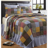 Carlton Farmhouse / Country Percale Patchwork Quilt Set