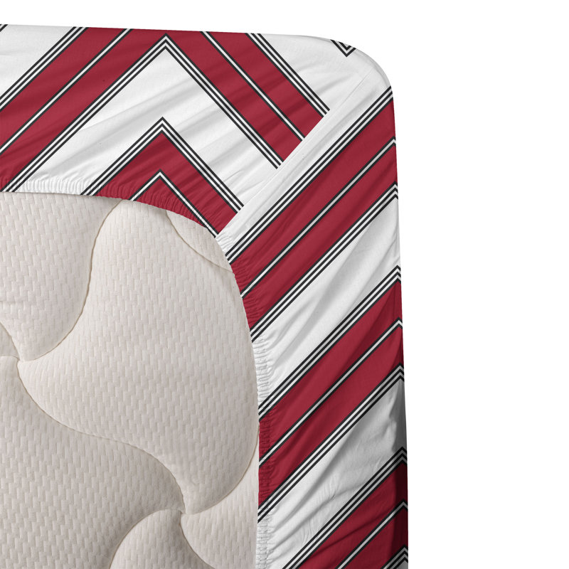Ambesonne Chevron Sheet Set Art Abstract Zigzag Pattern White Dark Pink and Black