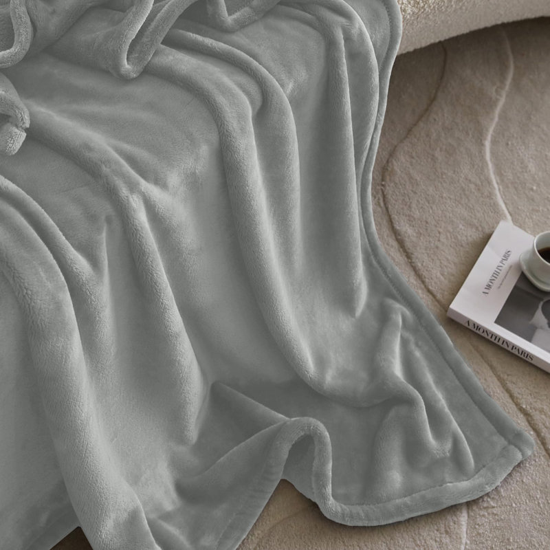 Adamczyk Soft Touch Mink Faux Fur Plush Sofa Throw/Blanket , 200cm x 240cm, Silver