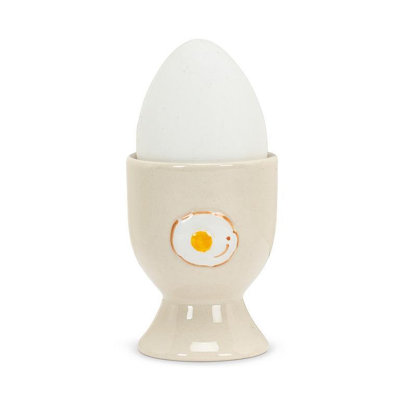 Œuf frit sur un coquetier