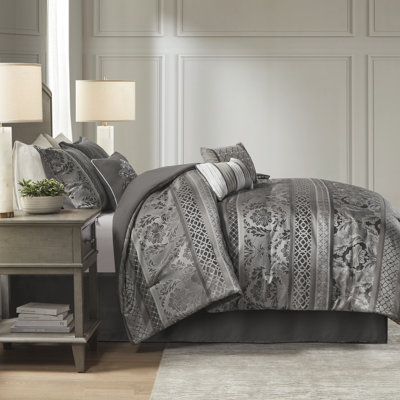 7 Piece Jacquard Comforter Set Queen (Grey)