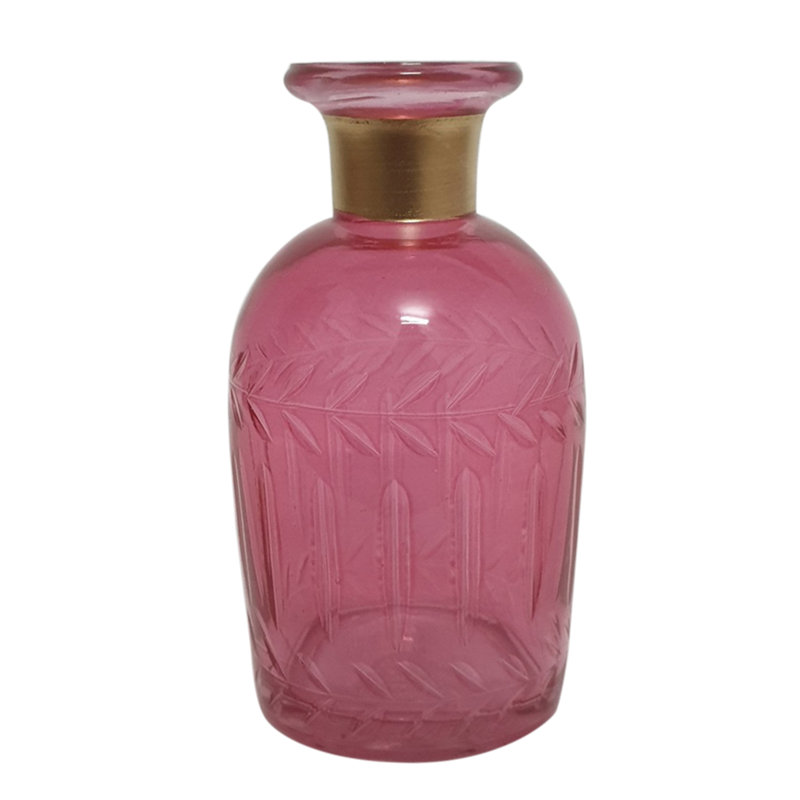 Vase en verre gravé rose 5 po