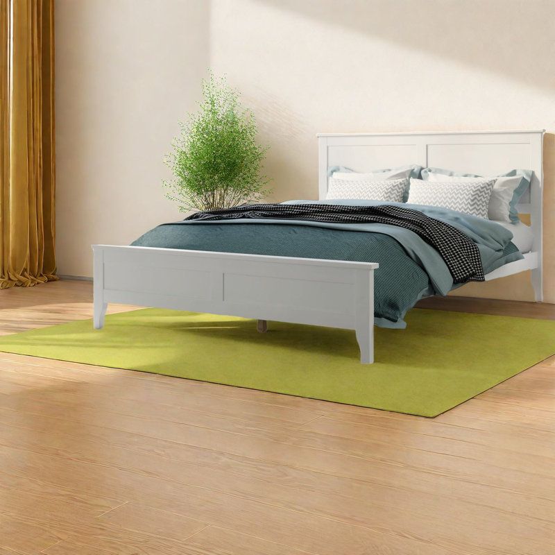 Très grand lit en bois massif durable, conception moderne, chambre à coucher confortable