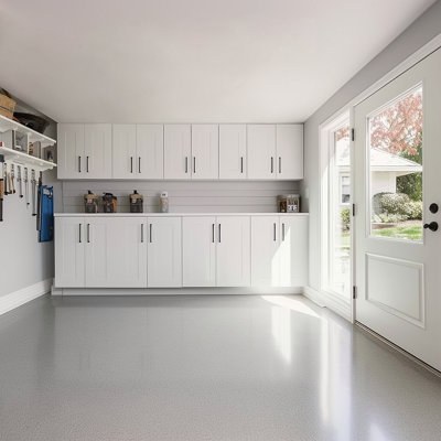 Armoire murale 24 po à deux portes en bois massif blanc avec 2 tablettes réglables prêtes à assembler pour la cuisine, la salle de bain, la buanderie et le garage (l 24 po x P 12 po x H 30 po)