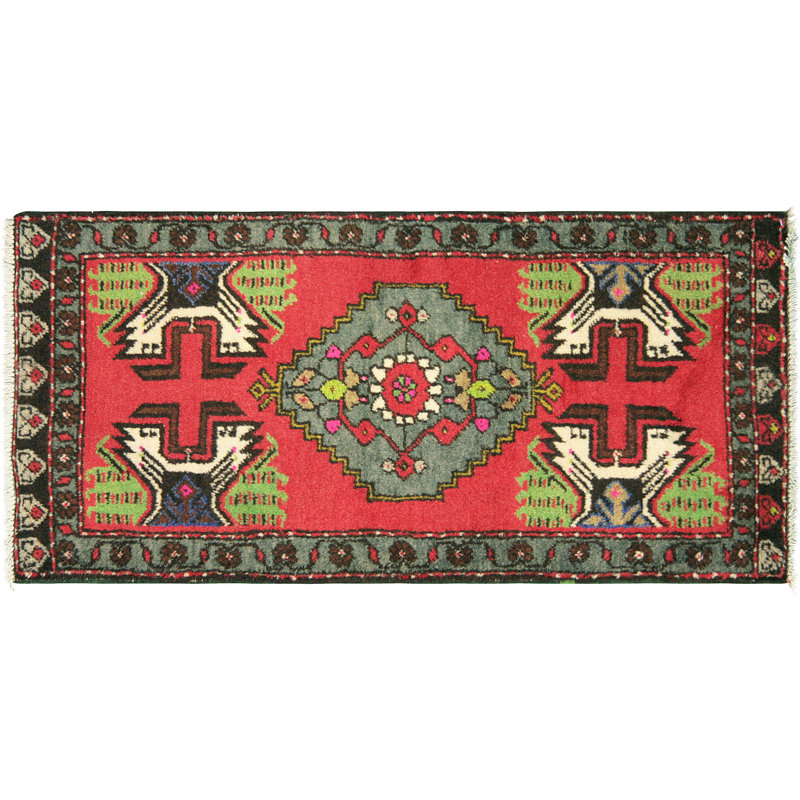 Yastic One-of-a-Kind 1'10" X 4' Area Rug