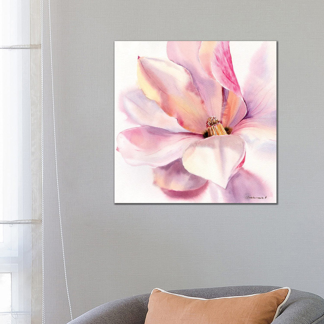 Magnolienblüte von HomelikeArt - Galerie-verpackte Leinwand Giclée auf Leinwand