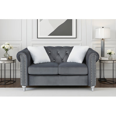 Laterrika Velvet Loveseat