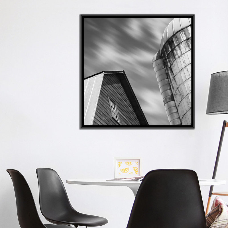 «Barn & Silo», impression sur toile, H 18 po x l 18 po x P 1,5 po, Pas de tapis, Toile encadrée noire