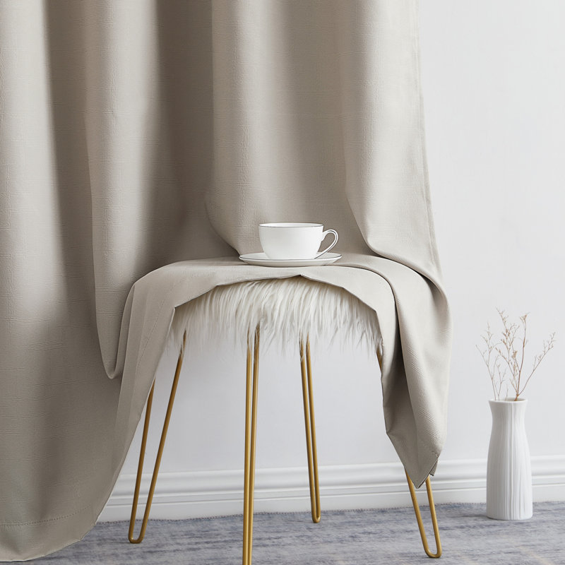 Doublure à œillets Grainger Cooper, Taupe, 52 po x 96 po