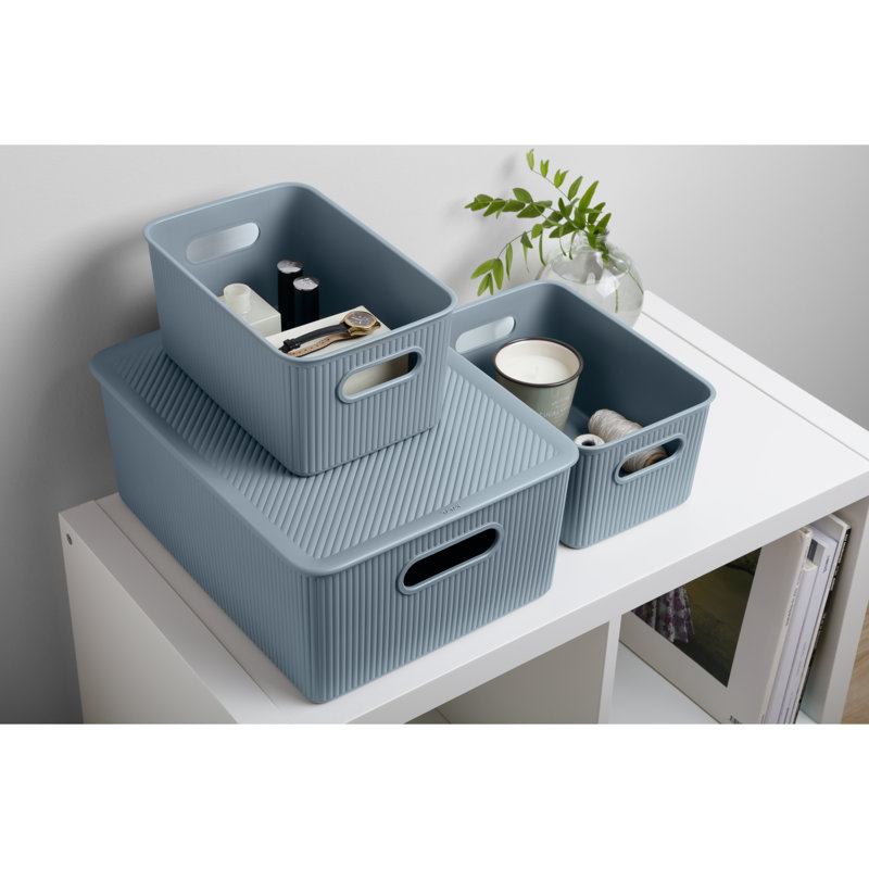 Cube en plastique, Pierre bleue, H 9 po x l 15 po x P 11,5 po