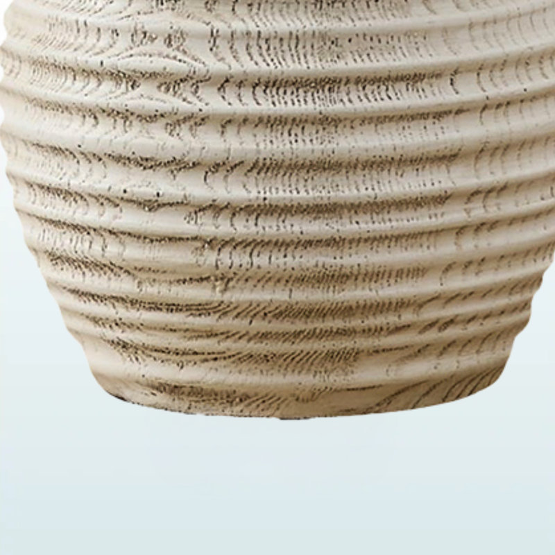 Lampe de table standard en résine ivoire Toru avec base en métal, H 16,27 po x l 9,28 po x P 9,28 po
