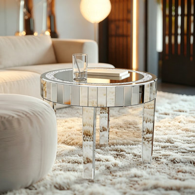 Table d'appoint ronde en verre miroitant de 23,6 pouces avec bordure en diamant concassé, table de bout argentée avec surface de miroir pleine grandeur pour le salon, la chambre à coucher et le vestibule