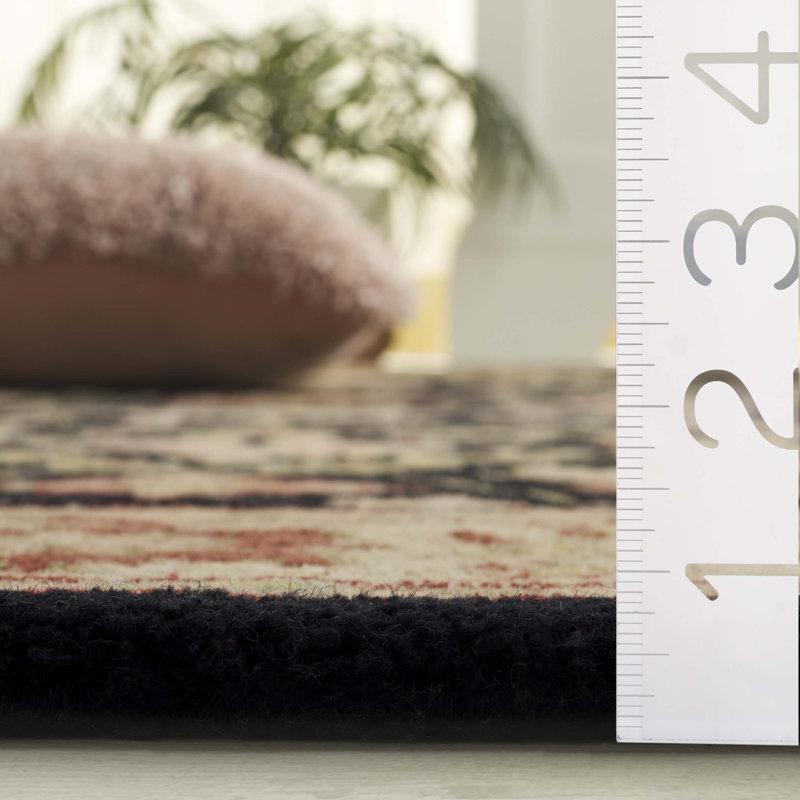 Handmade Black Wool 3' x 5' Tufted Area Rug