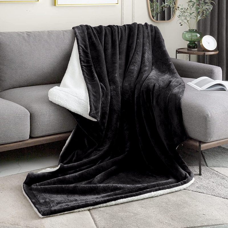 Formaran Sherpa Fleece Fur Thick Reversible Blanket Throw, Black, W230 x L270cm