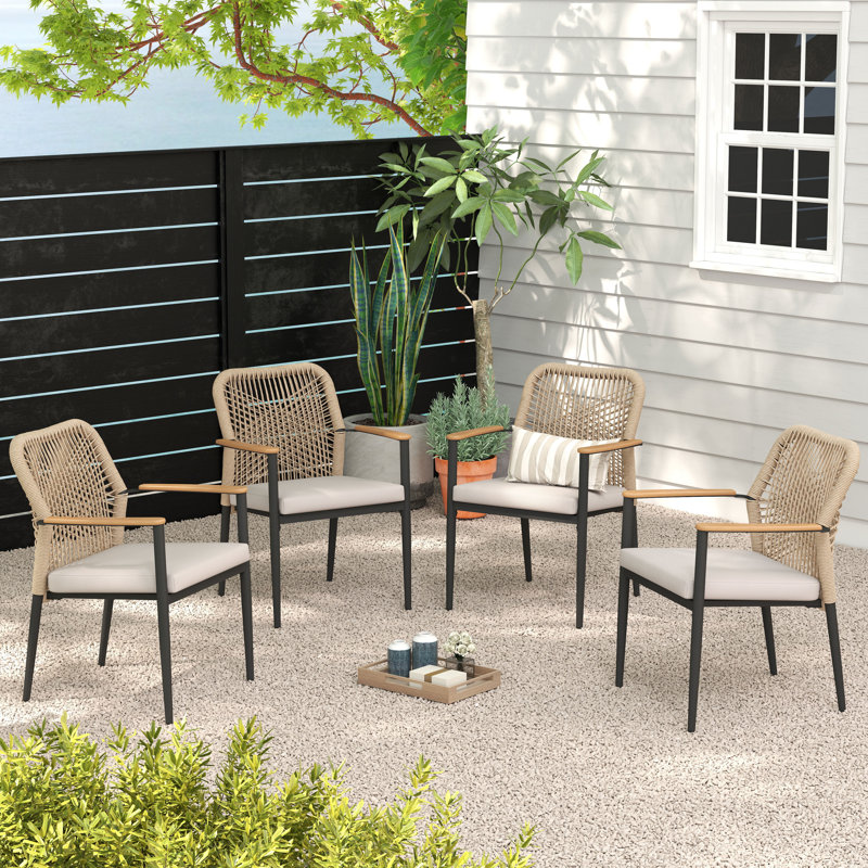 Fauteuil de salle à manger d'extérieur 4 pièces avec coussins