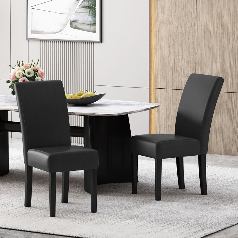 Chaise de salle à manger
