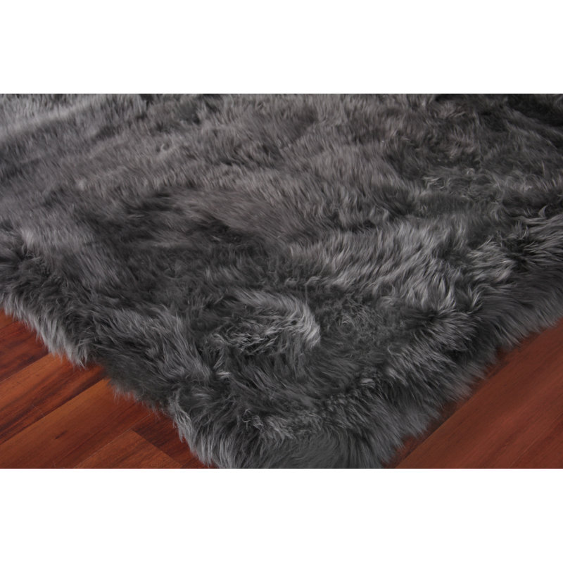 Sheepskin Area Rug in Dark Gray, Rectangle 13'6" x 17'6"
