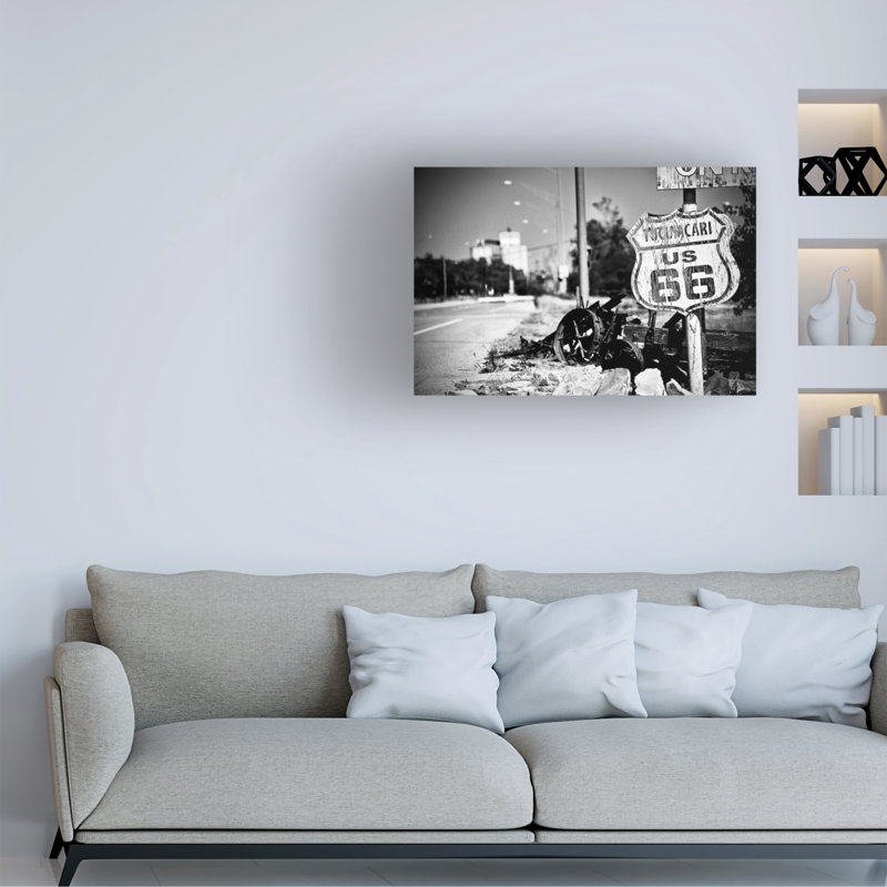 «Route 66 Sign Black» par Susan Vizvary - Photographie sur toile tendue, H 12 po x l 19 po