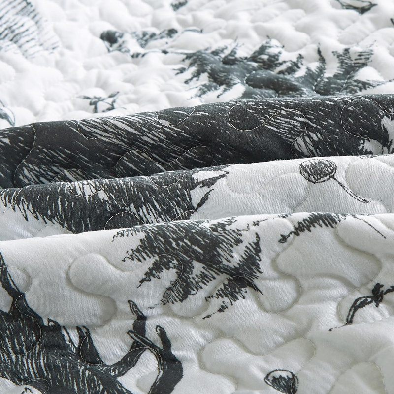Denver Grizzly Bear Wolves Moose Lodge Quilt Set , Full Quilt + 2 Standard Shams