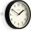 JONES CLOCKS The Spin - Petite horloge murale ronde (noir / blanc cassé, moderne, quartz, silencieuse) - Horloge de cuisine - idéale pour les espaces restreints - 20 x 20 x 3,5 cm - à piles