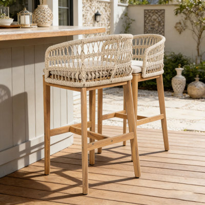 Tabouret d'extérieur en bois et corde