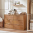 Ensemble de 4 meubles de chambre modernes en bois, comprenant une commode cannelée et deux tables de chevet à 3 tiroirs avec station de recharge.