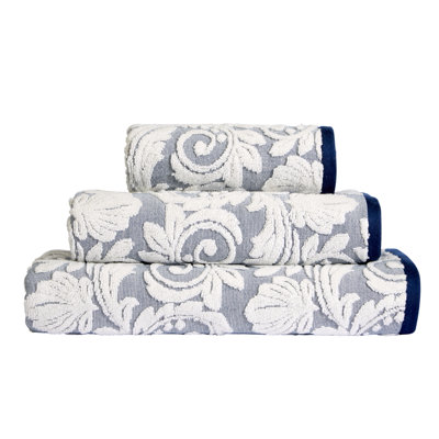 Jalisa Plush Jacquard Bath Towel