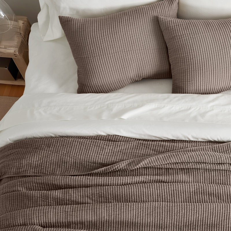 Ribbed Matelassé Cotton Coverlet Set, Queen Quilt + 2 Queen Shams, Mocha Brown
