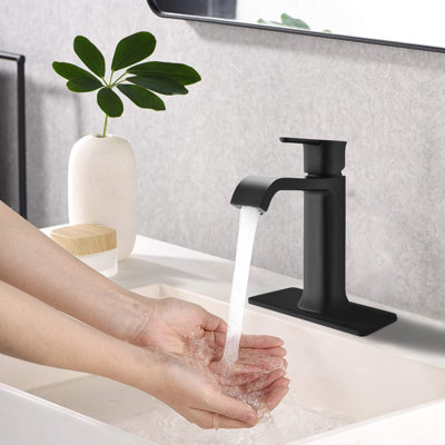 Single-Hole Single-handle Bathroom Faucet with Drain Assembly